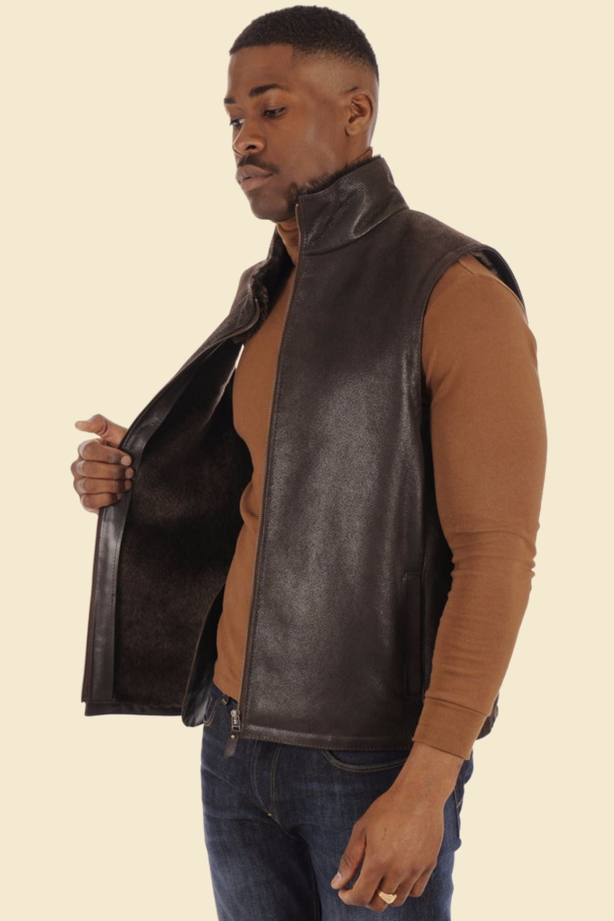 casual men’s lambskin leather vest in brown with soft inner fur