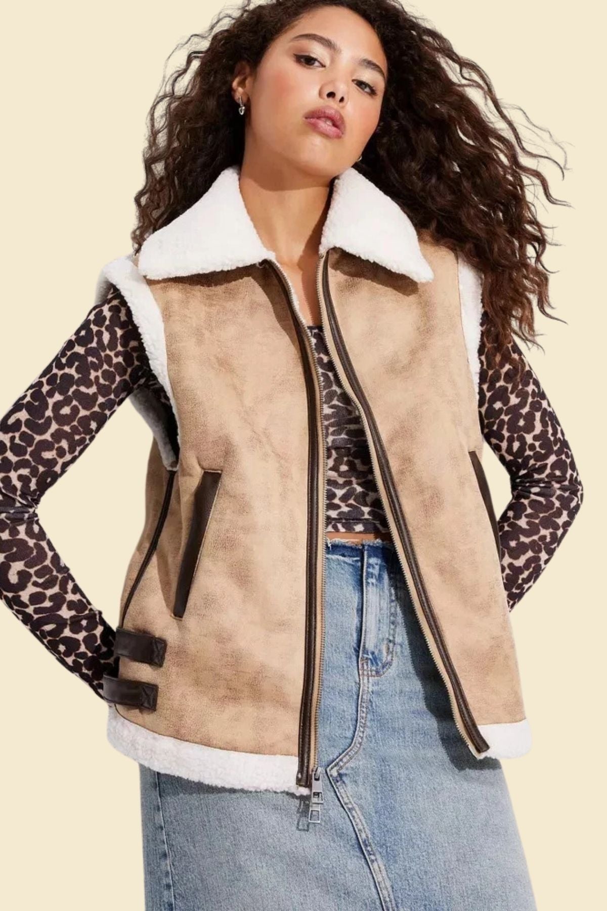 Stylish B3 aviator vest for women made from real sheepskin and faux fur.